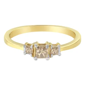 10K Yellow Gold 1/4 cttw 4-Prong Princess-Cut Diamond 3 Stone Ring Band