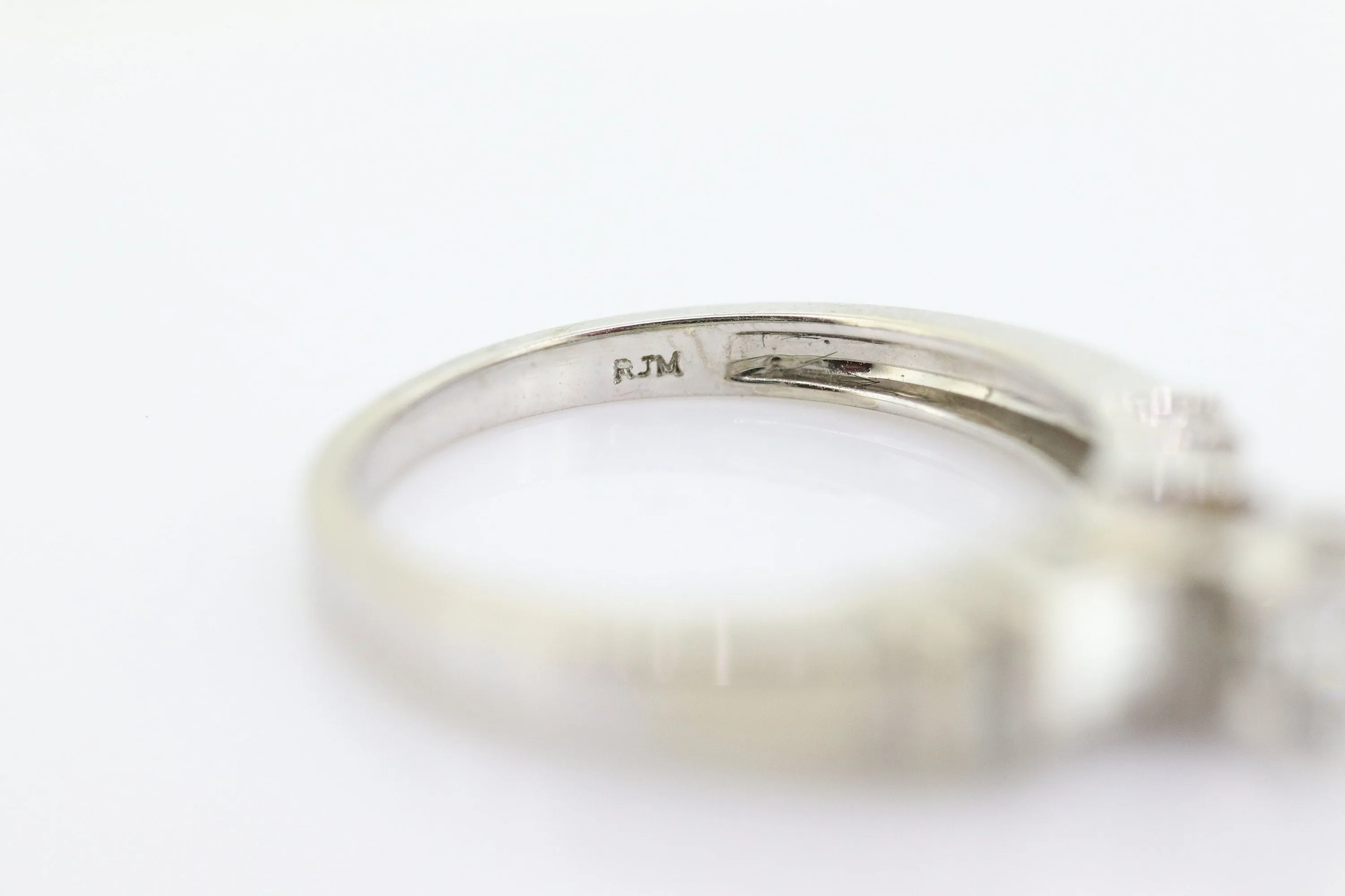 14k Princess and Baguette diamonds ring. RJM Royal Engagement ring. st(190)