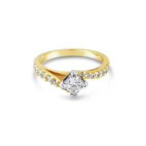 18ct Yellow and White Gold Princess Cut Diamond Engagement Ring