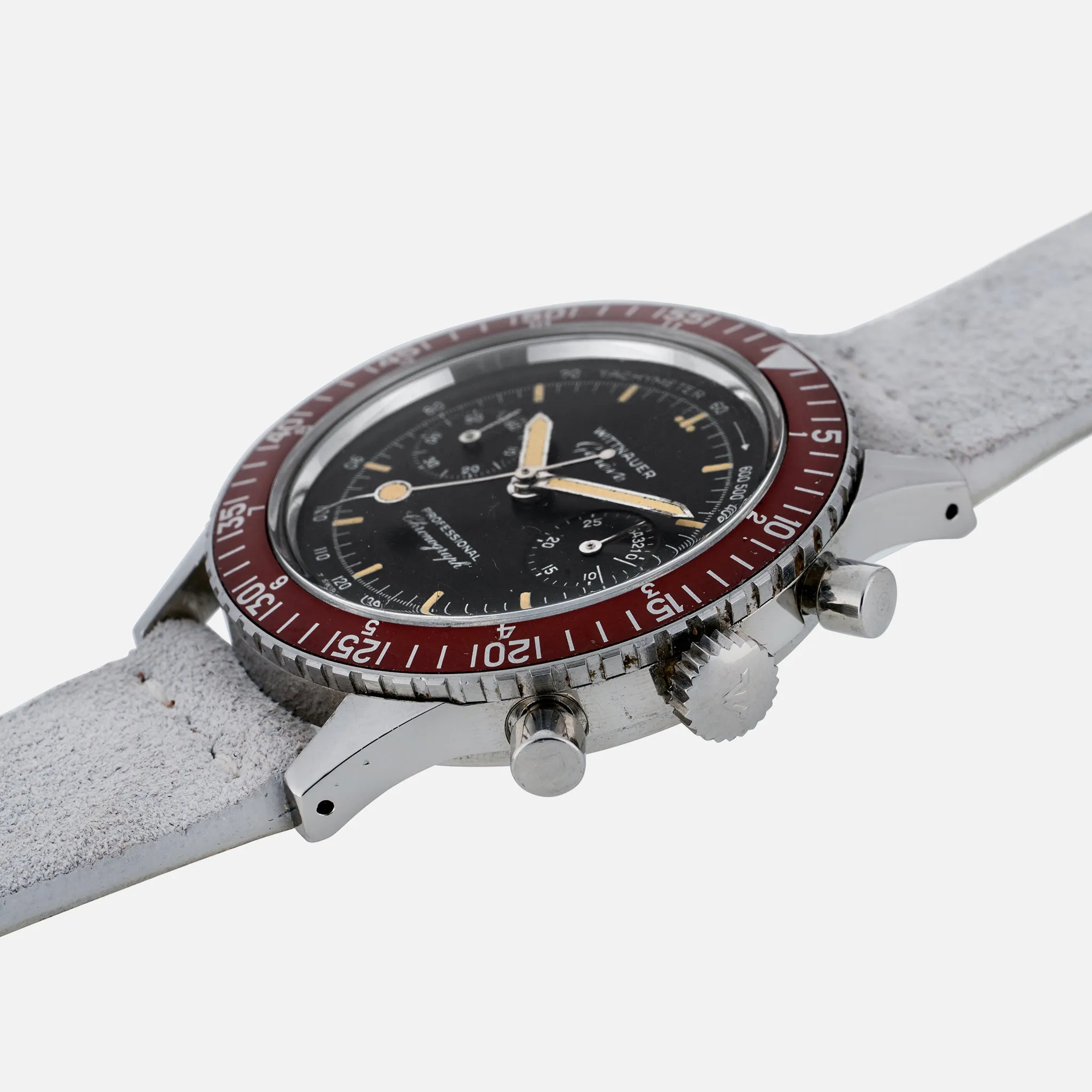 1960s Wittnauer Genève Professional Chronograph Reference 7004A