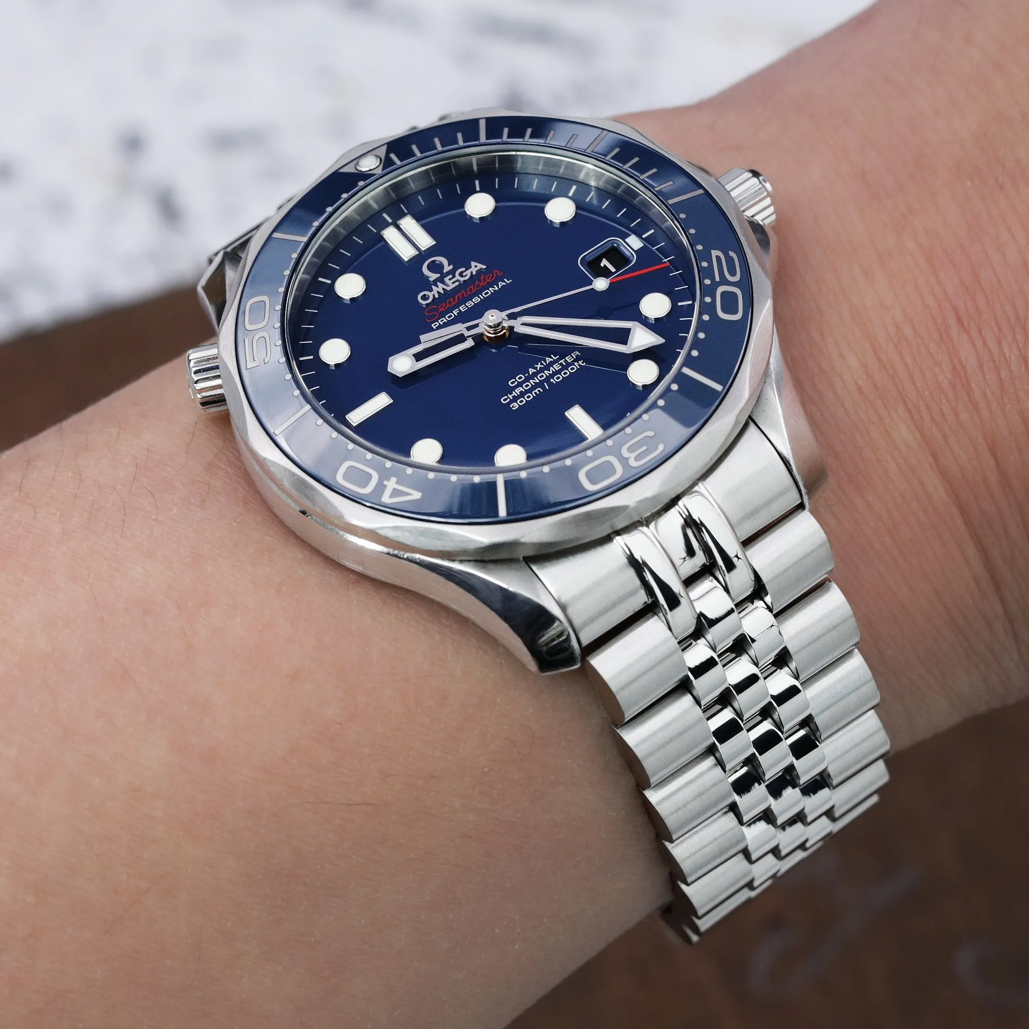 20mm Super-J Louis compatible with Omega Seamaster 41mm V-Clasp Brushed