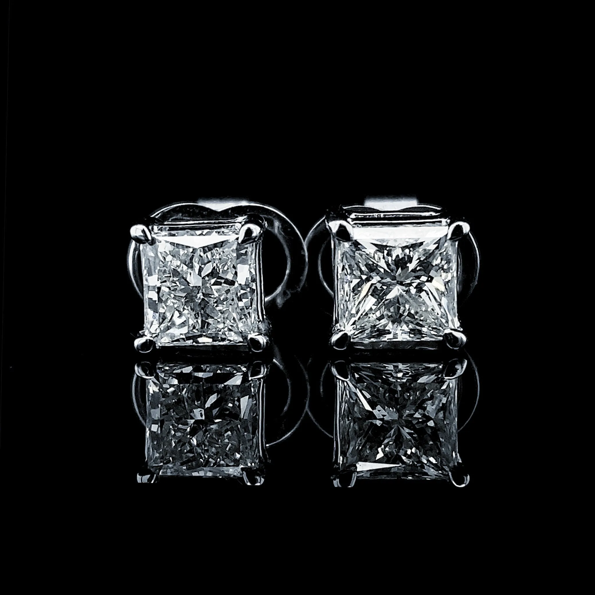 5.03ct G VS1 / 5.04ct F VS1 Princess Cut Diamond Solitaire Stud Earrings 18kt GIA Certified