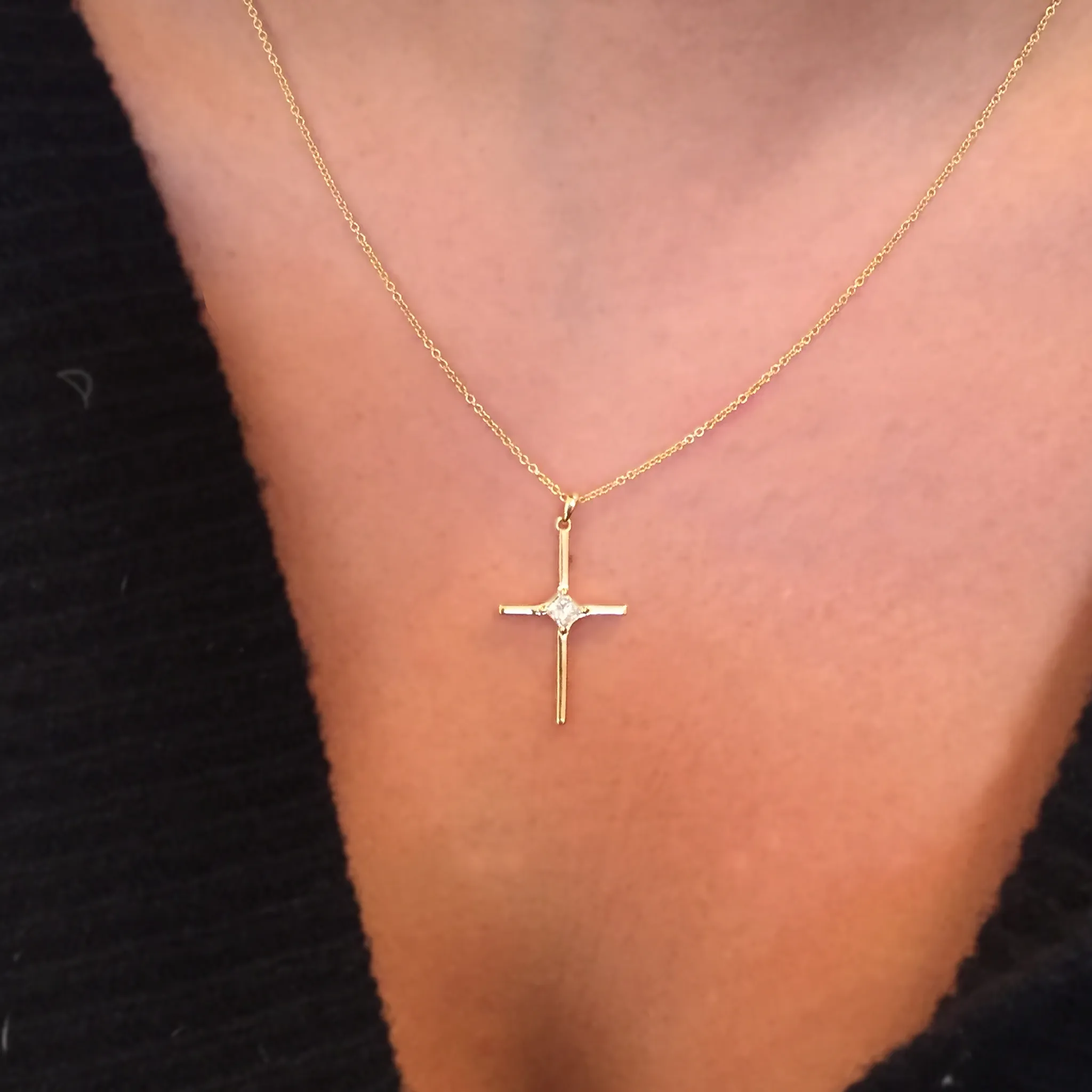 CA-Classic Cross 18 karat Yellow Gold with Princess Cut Diamond Pendant Necklace
