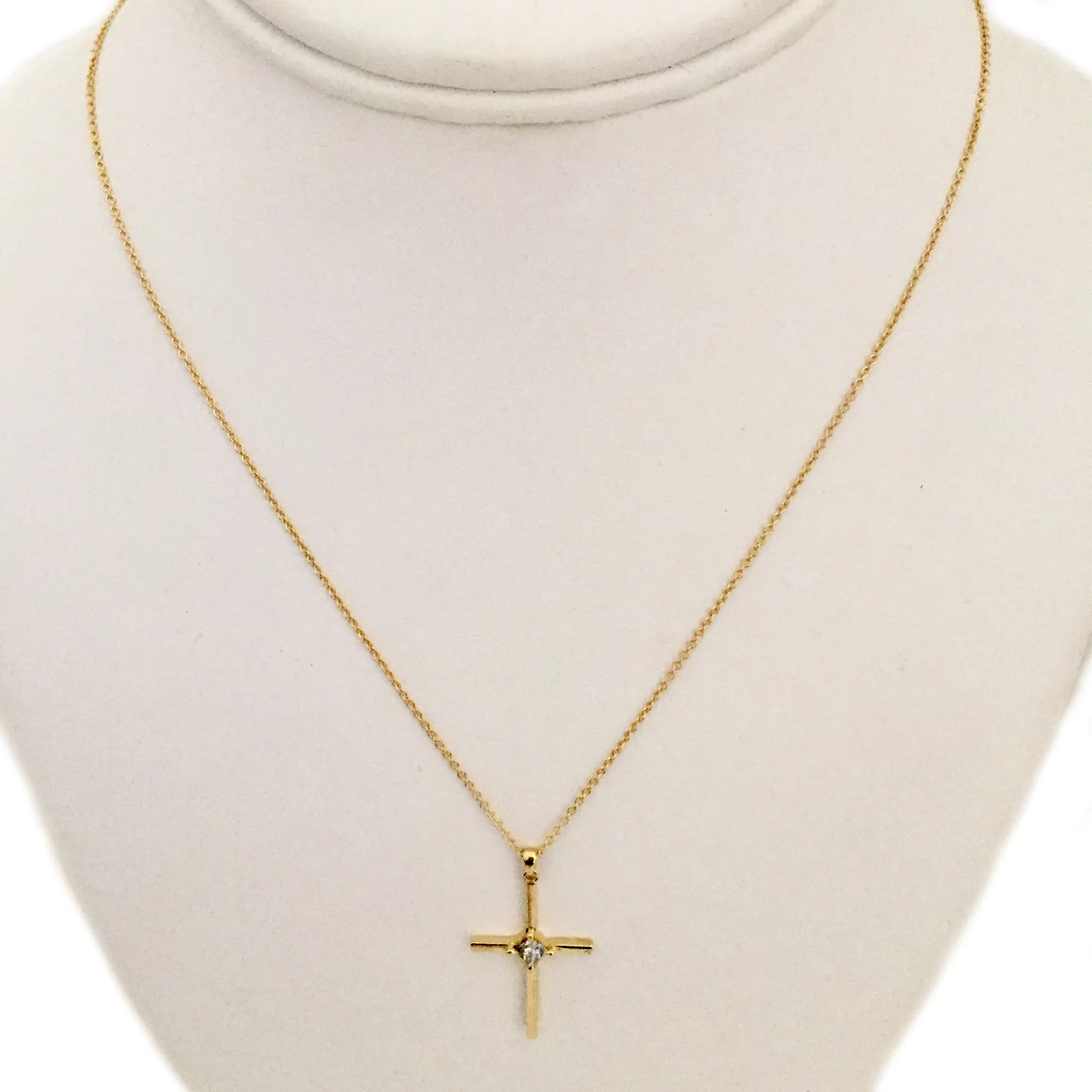 CA-Classic Cross 18 karat Yellow Gold with Princess Cut Diamond Pendant Necklace