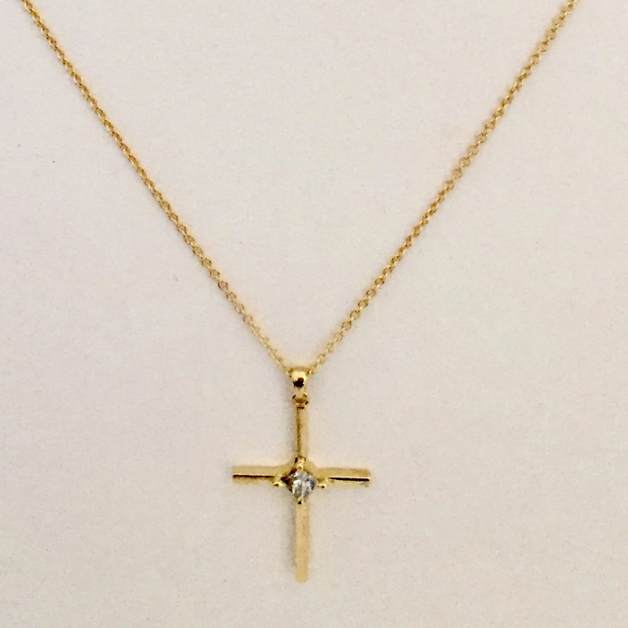 CA-Classic Cross 18 karat Yellow Gold with Princess Cut Diamond Pendant Necklace