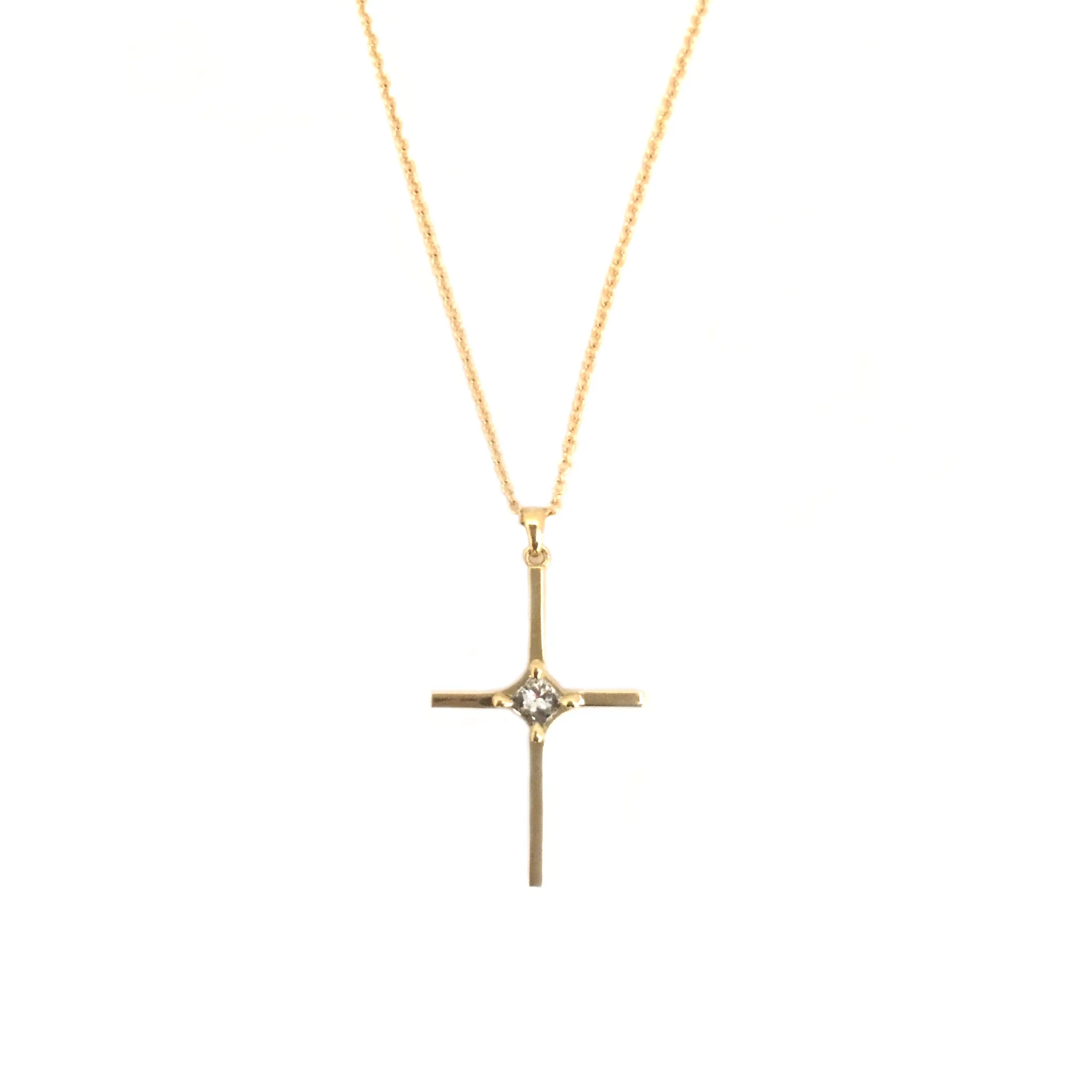 CA-Classic Cross 18 karat Yellow Gold with Princess Cut Diamond Pendant Necklace