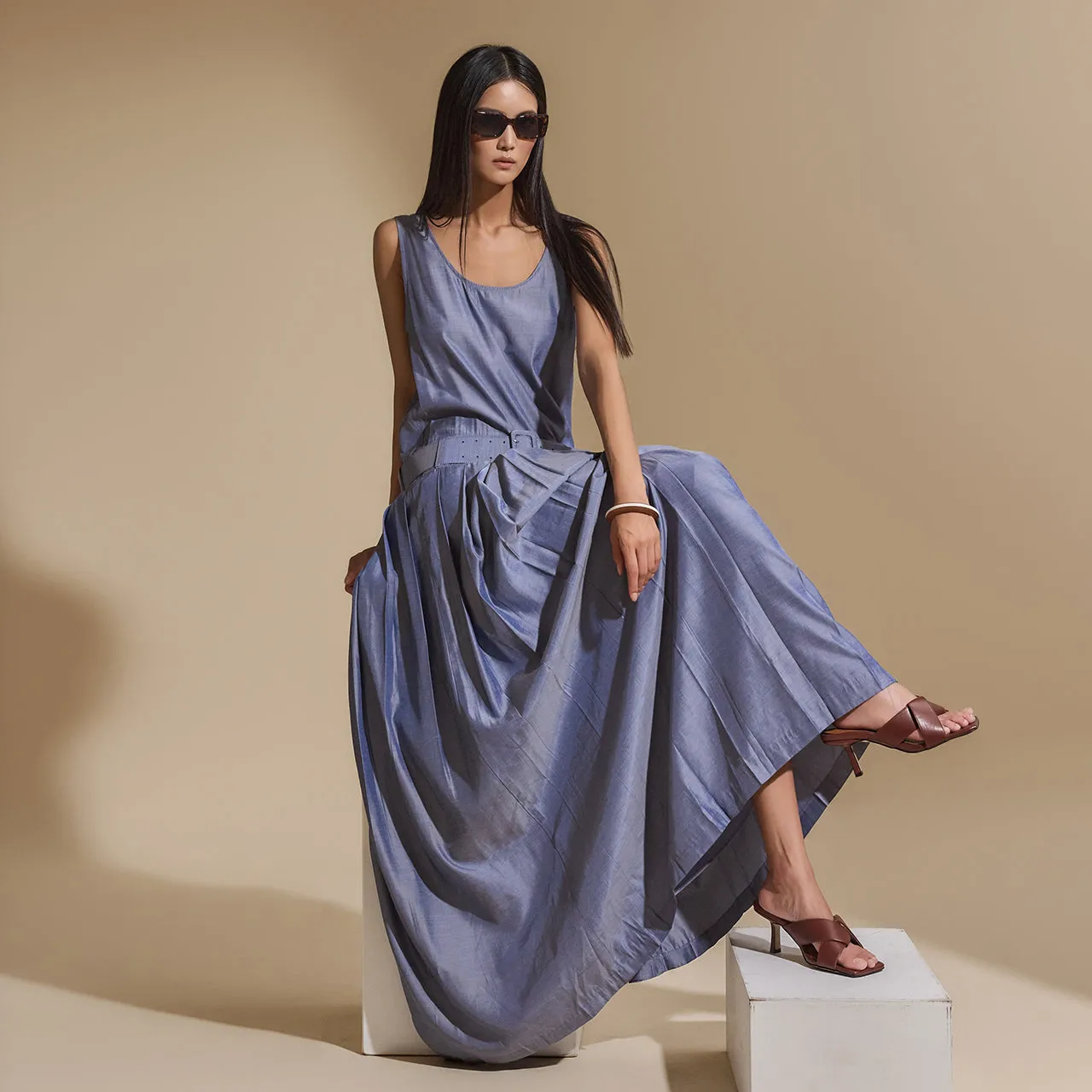 D5028 Dress with Belt