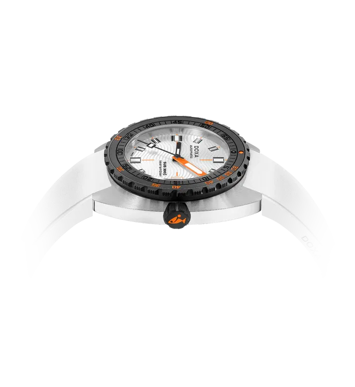 DOXA Sub 300 Beta Searambler Rubber White - 830.10.021.10