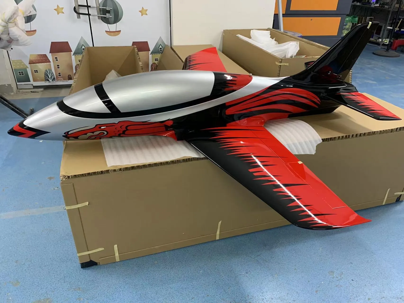 Global Aerojet Hummingbird 1.8M 80N Size