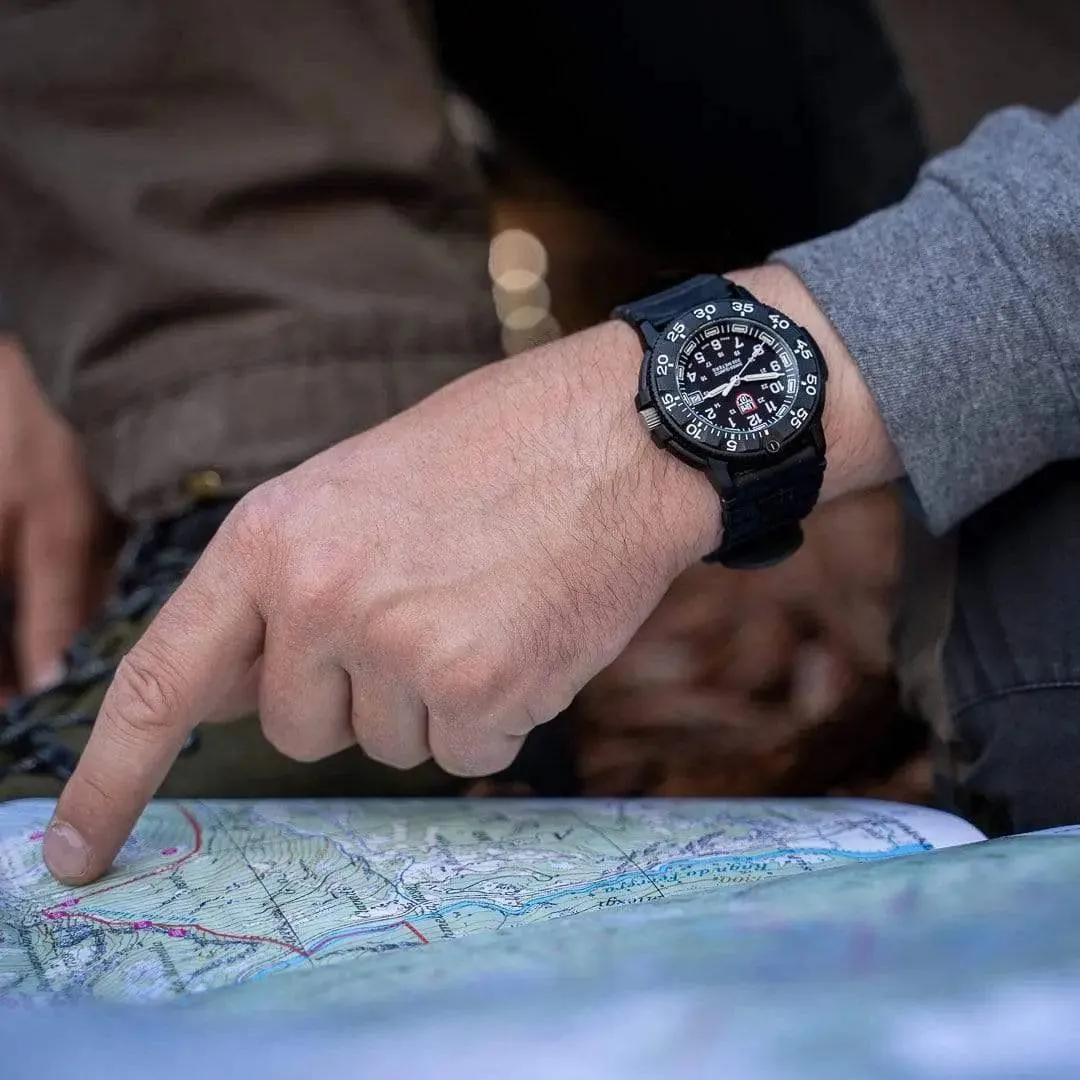 Luminox Original Navy Seal 3000 Series Diver Watch 43mm XS.3001.F