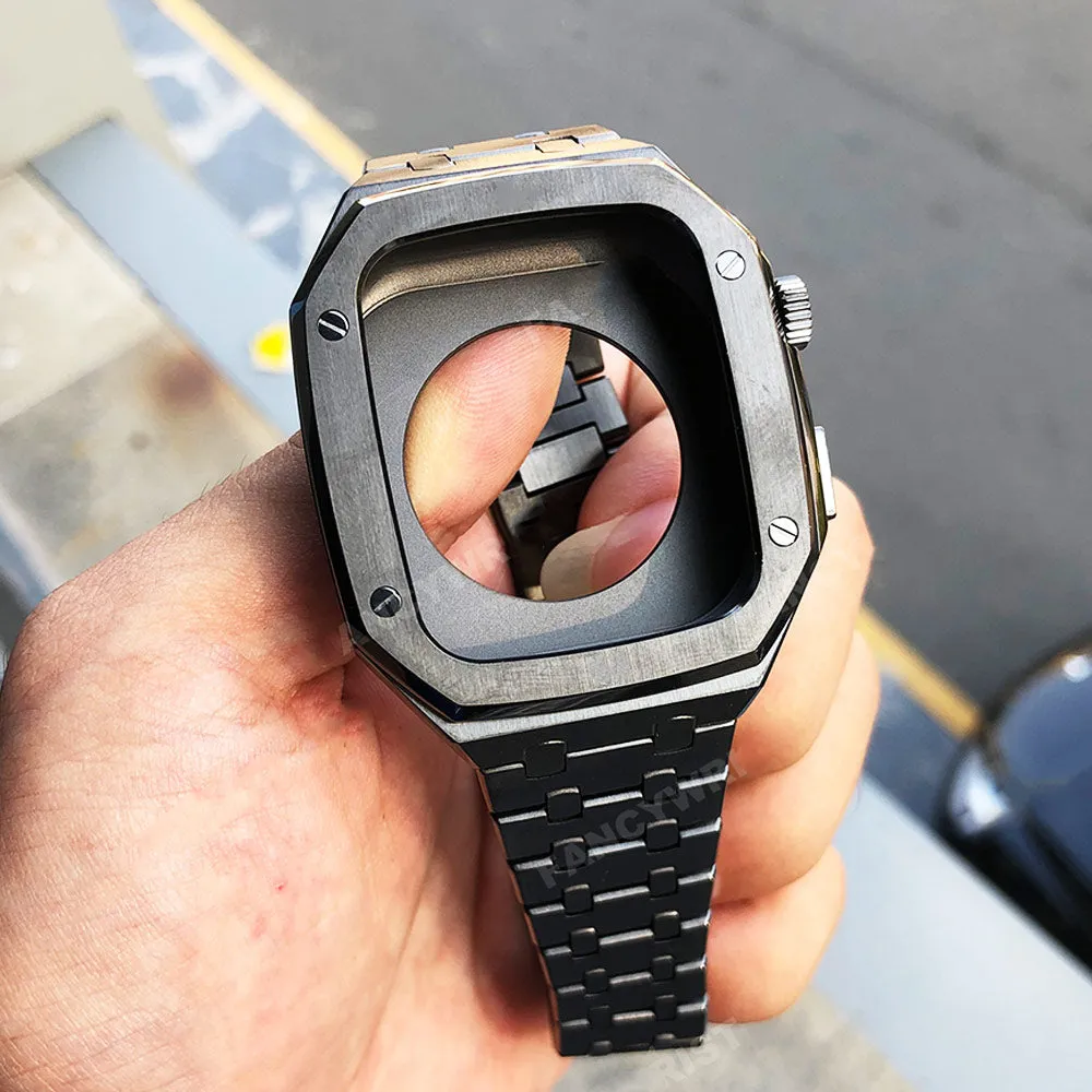 Luxury Band Case Compatible Apple Watch Series 7/8 45mm Men Rugged Protective Case Drop-proof Metal Bumper with Strap