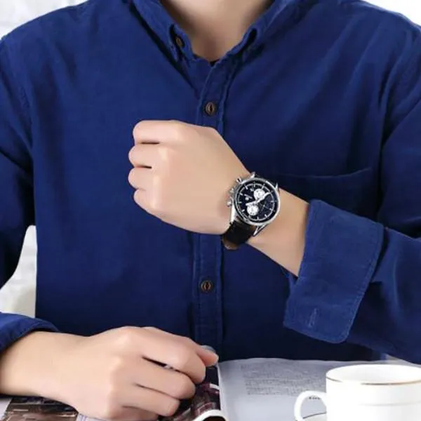 Men's Chronograph Leather Quartz Watch