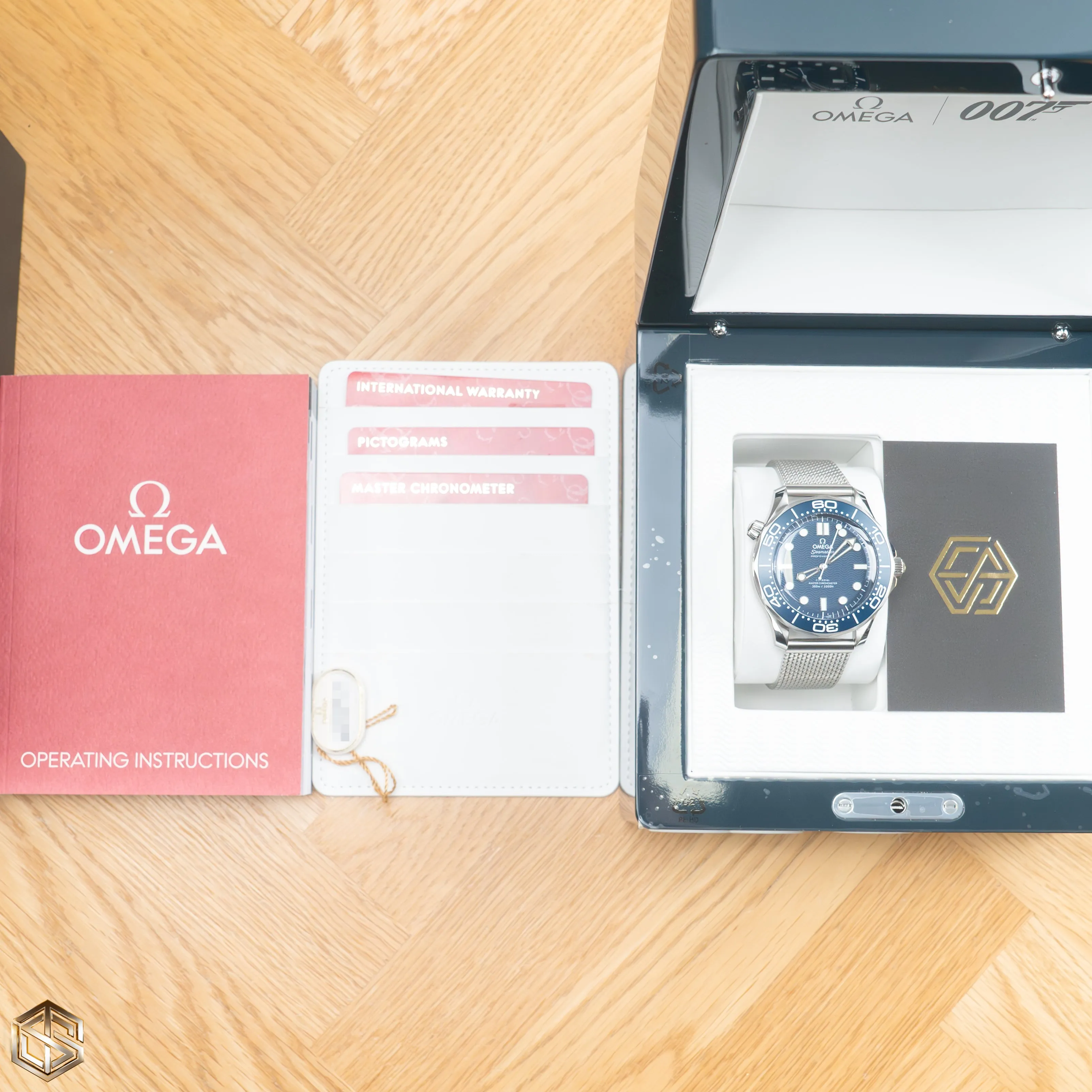 Omega 210.30.42.20.03.002 UNWORN Seamaster 300m James Bond 60th Anniversary 2024 Watch