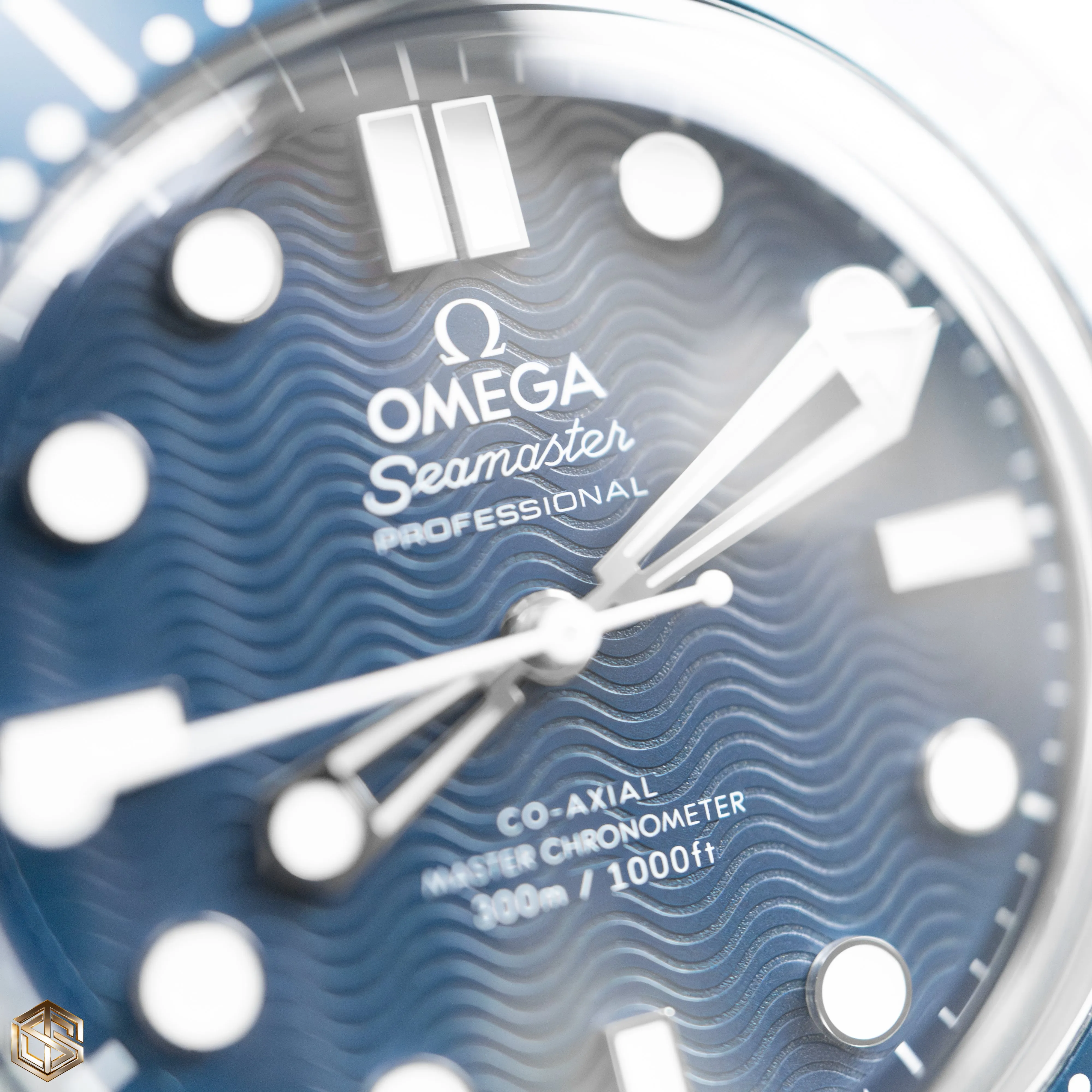 Omega 210.30.42.20.03.002 UNWORN Seamaster 300m James Bond 60th Anniversary 2024 Watch