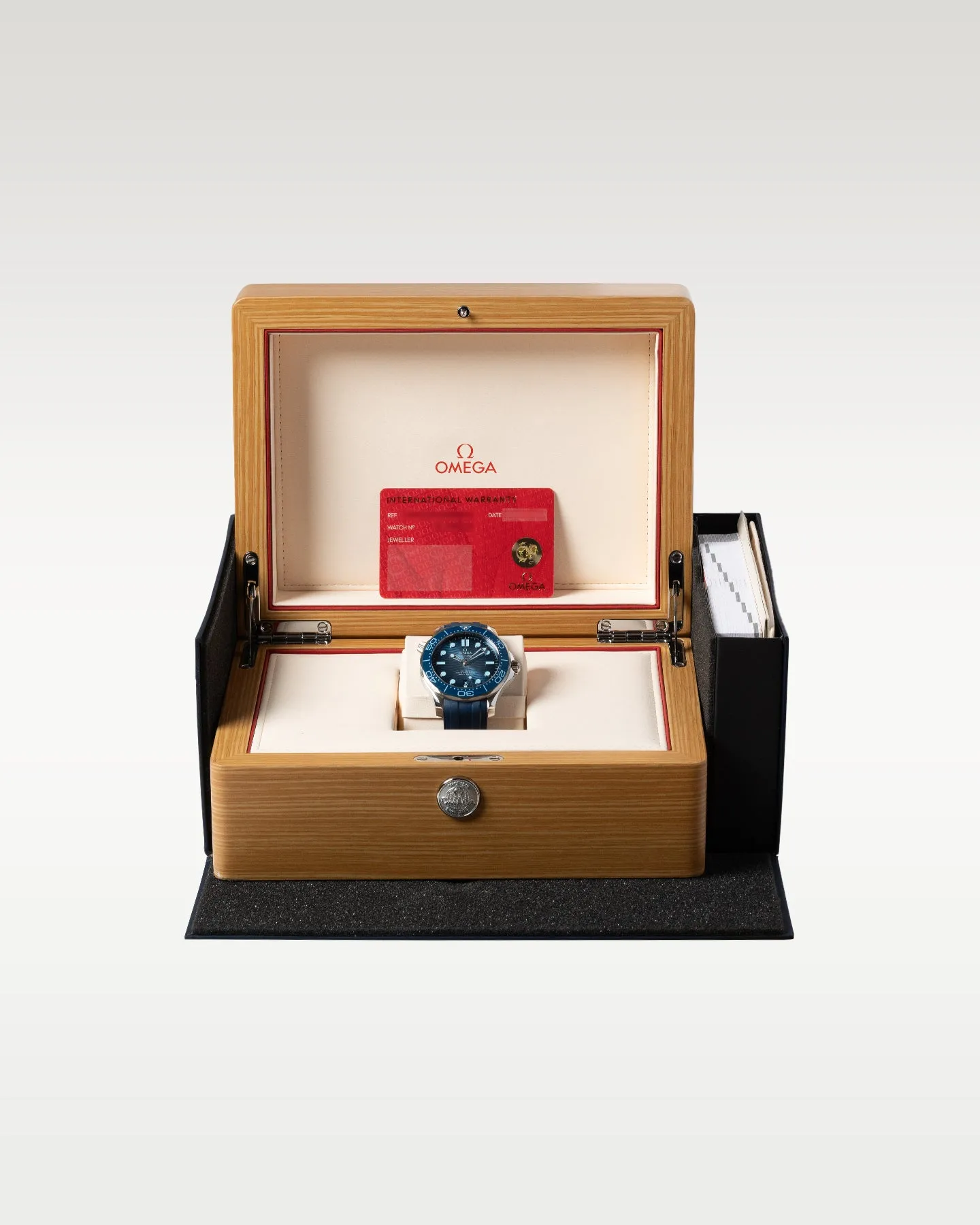 Omega Seamaster Diver 300M 210.32.42.20.03.002 "Summer Blue"