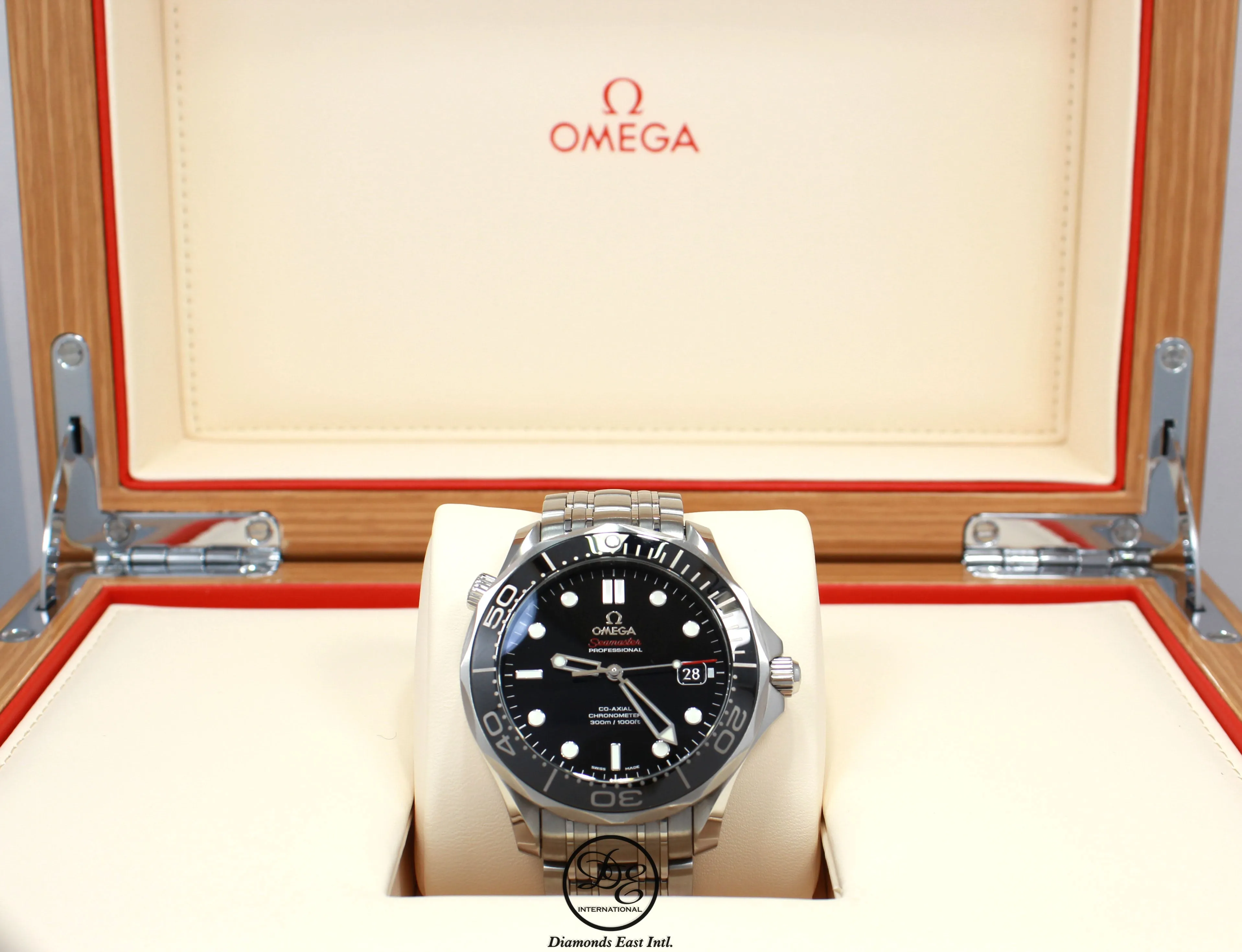 Omega Seamaster Diver 300M Automatic 41mm Watch 21230362001003 BOX/PAPERS