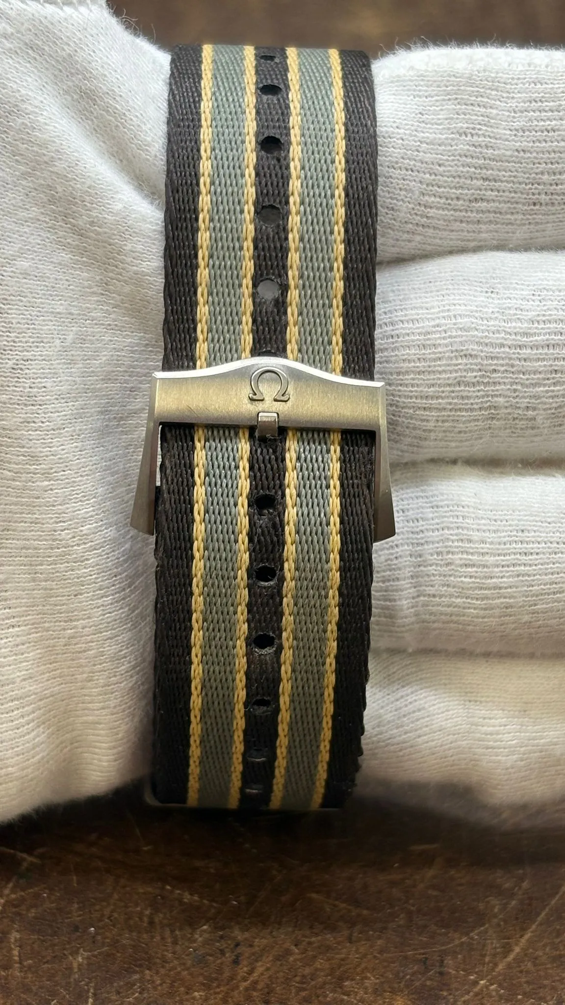 Omega Seamaster Diver 300M No Time To Die NTTD Bond 007 210.92.42.20.01.001 Brown Dial Automatic Men's Watch