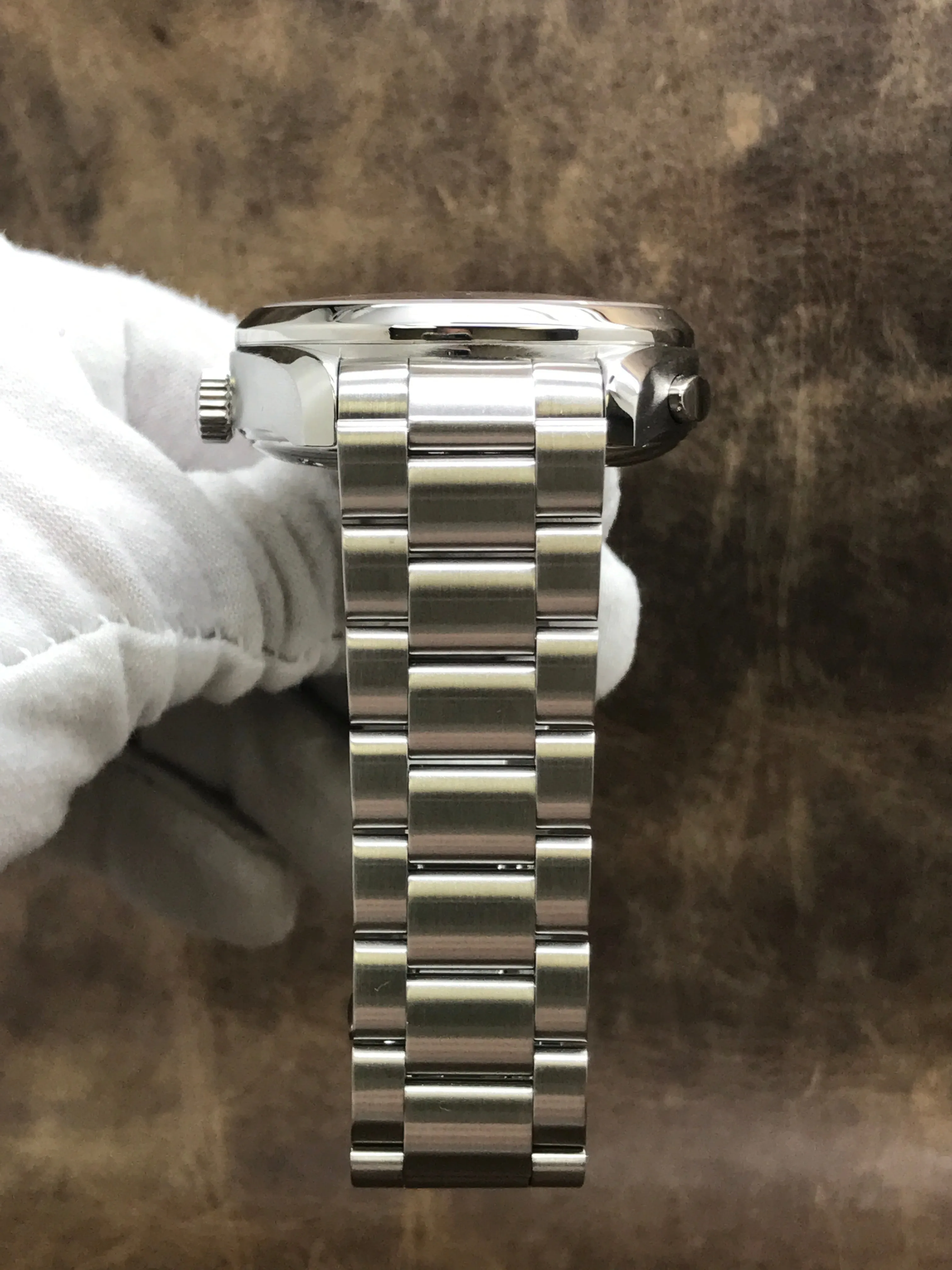 Omega Seamaster NZL-32 2813.30.81 Silver Dial Automatic Men's Watch