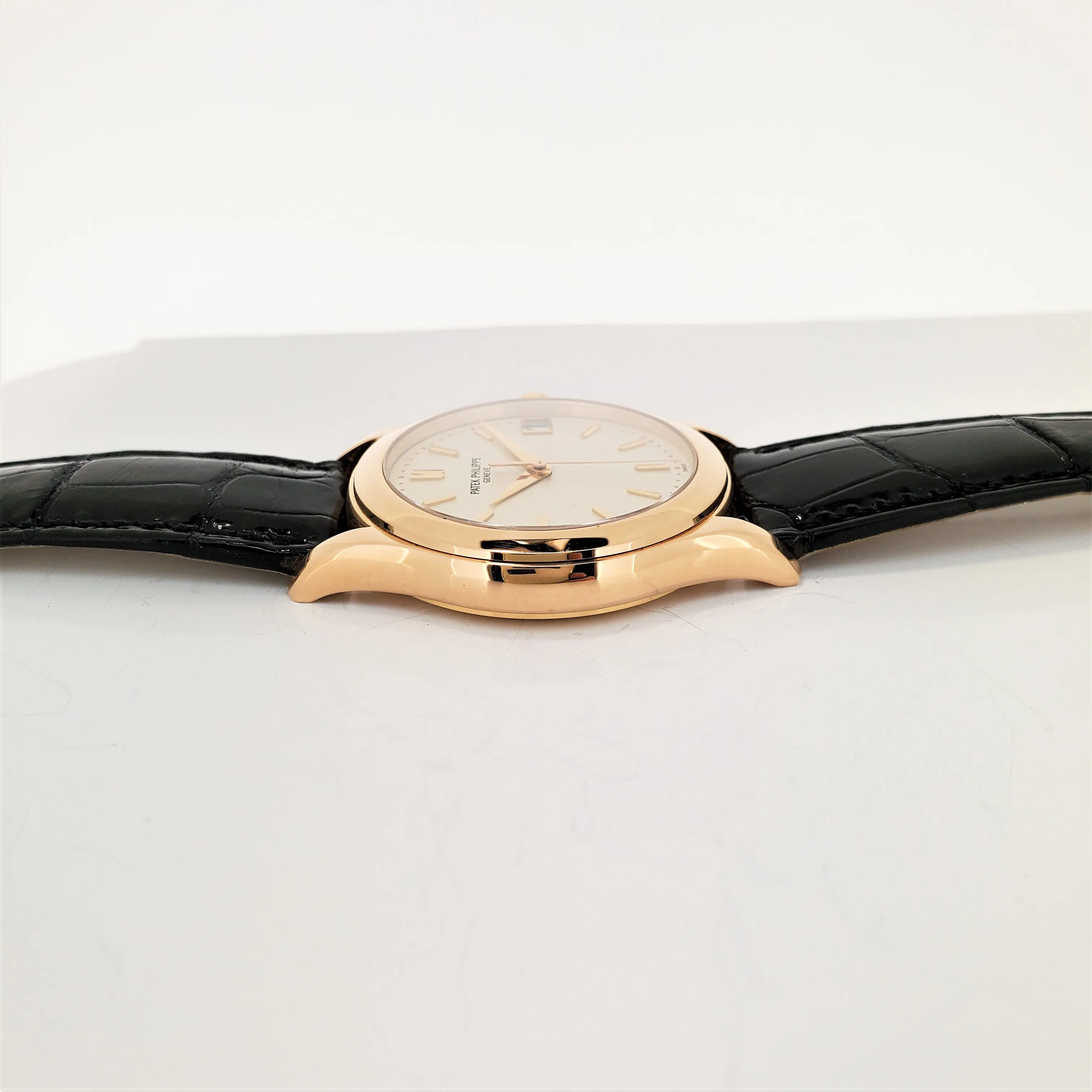 Patek Philippe 5107R Automatic Calatrava Watch 37mm,Full Set.  Circa 2003