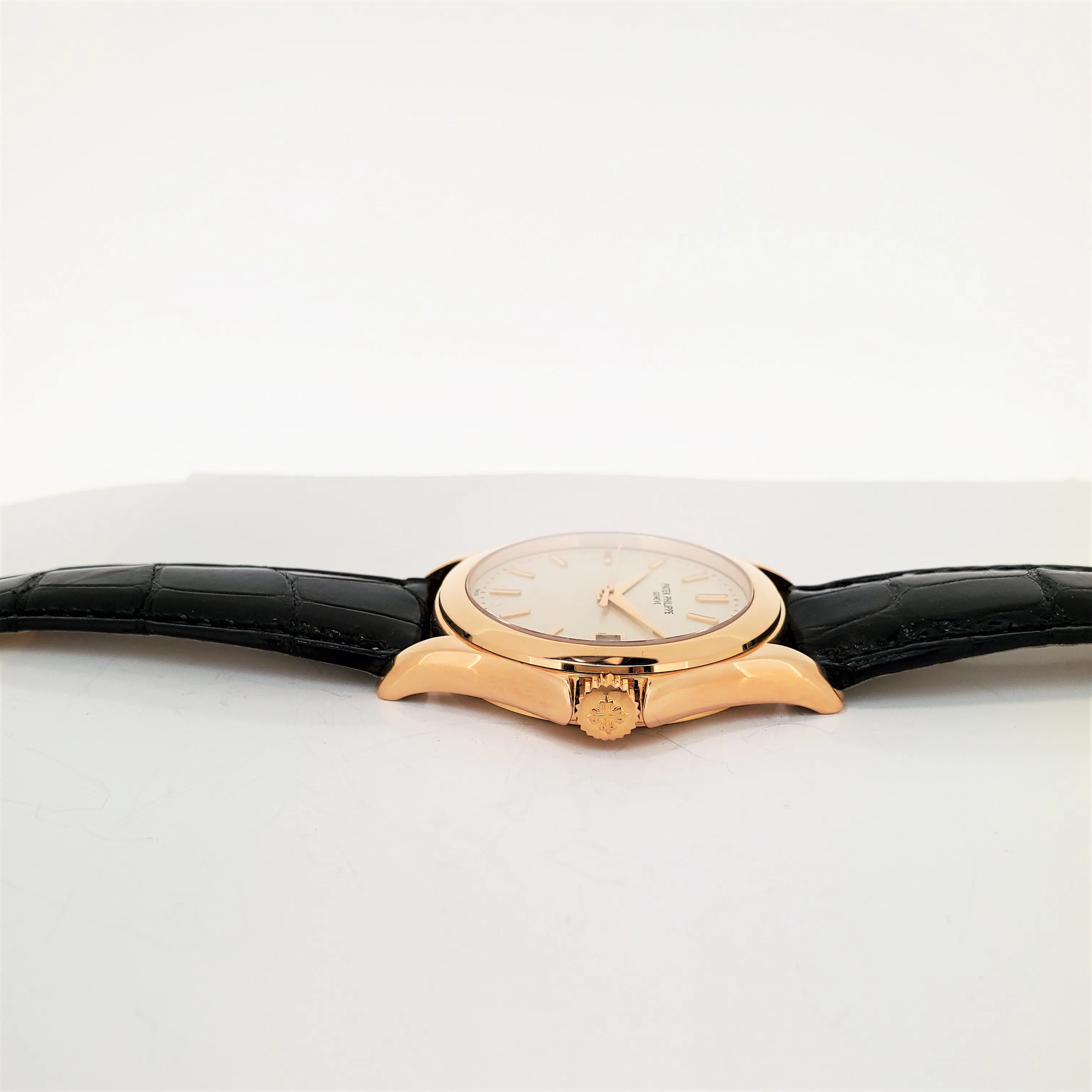 Patek Philippe 5107R Automatic Calatrava Watch 37mm,Full Set.  Circa 2003
