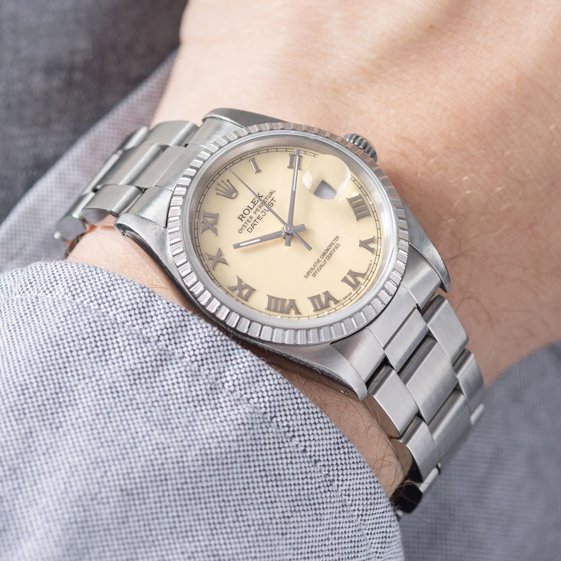 Rolex Datejust Cream Dial ref 16220 Box and Paper Set