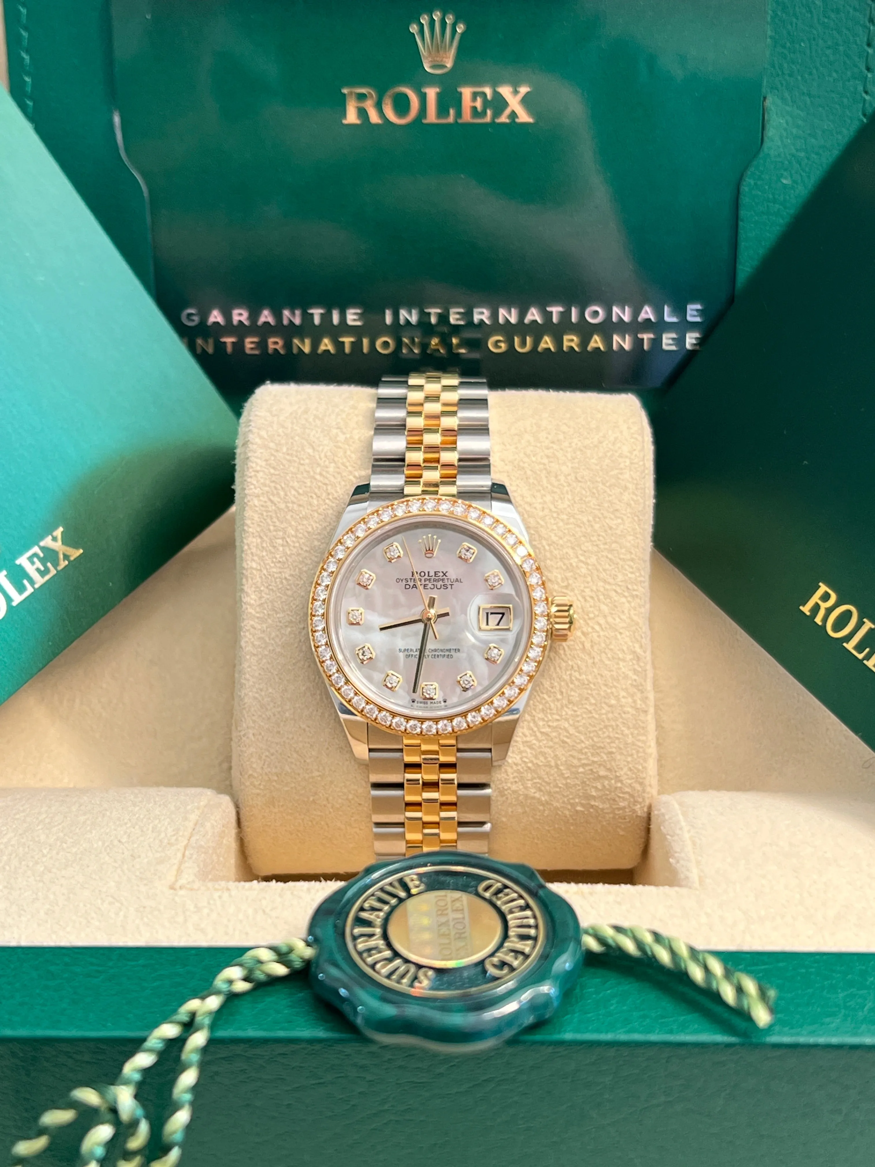 Rolex - Pre-owned Two Tone Yellow Gold Datejust 28mm MOP (Mother of Pearl) Dial Diamond Bezel 279383RBR