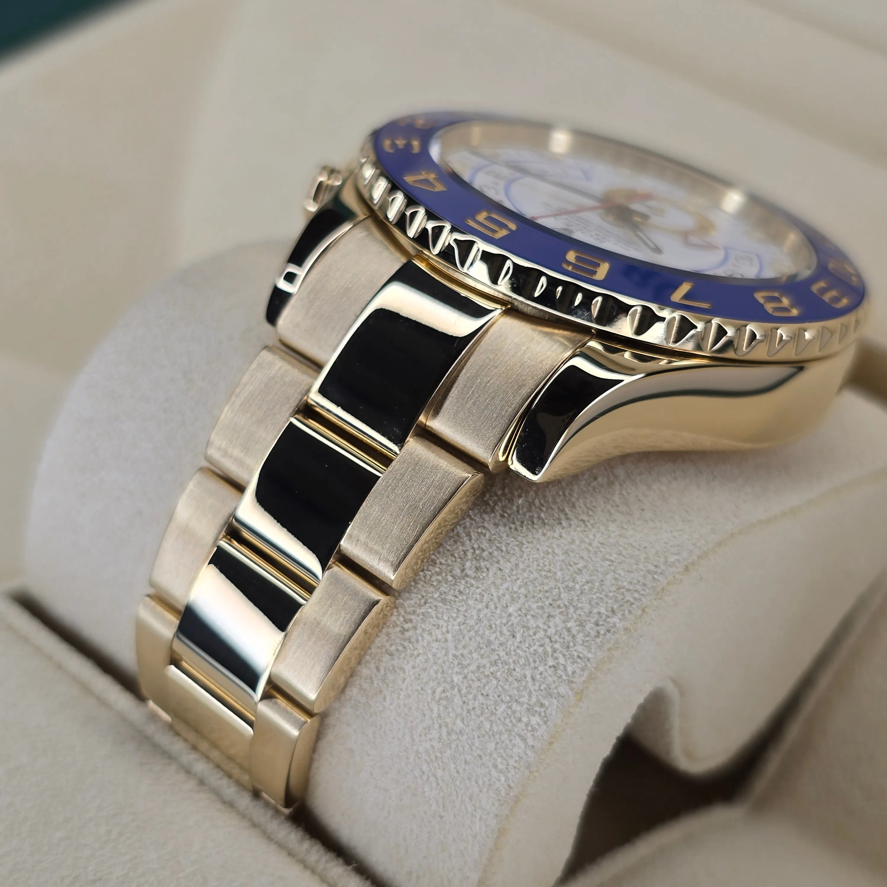 Rolex Yacht-Master II 116688 44mm