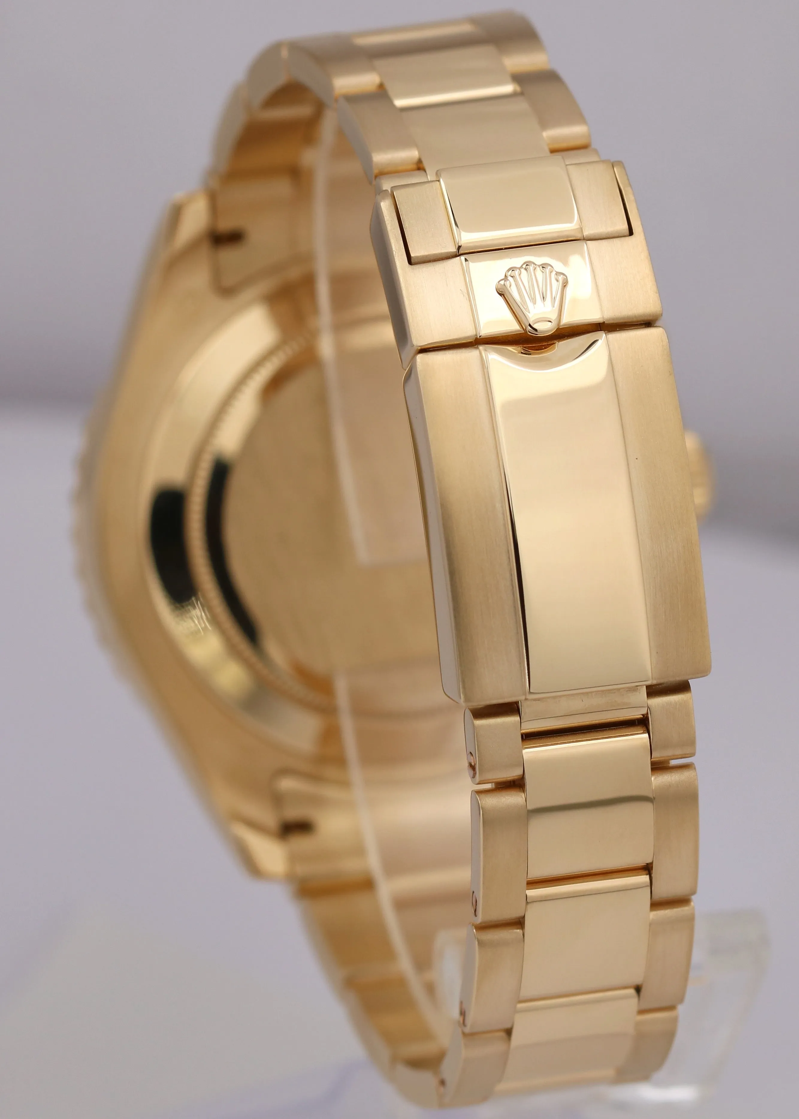 Rolex Yacht-Master II White 18K Yellow Gold 44mm Blue Ceramic Dive Watch 116688
