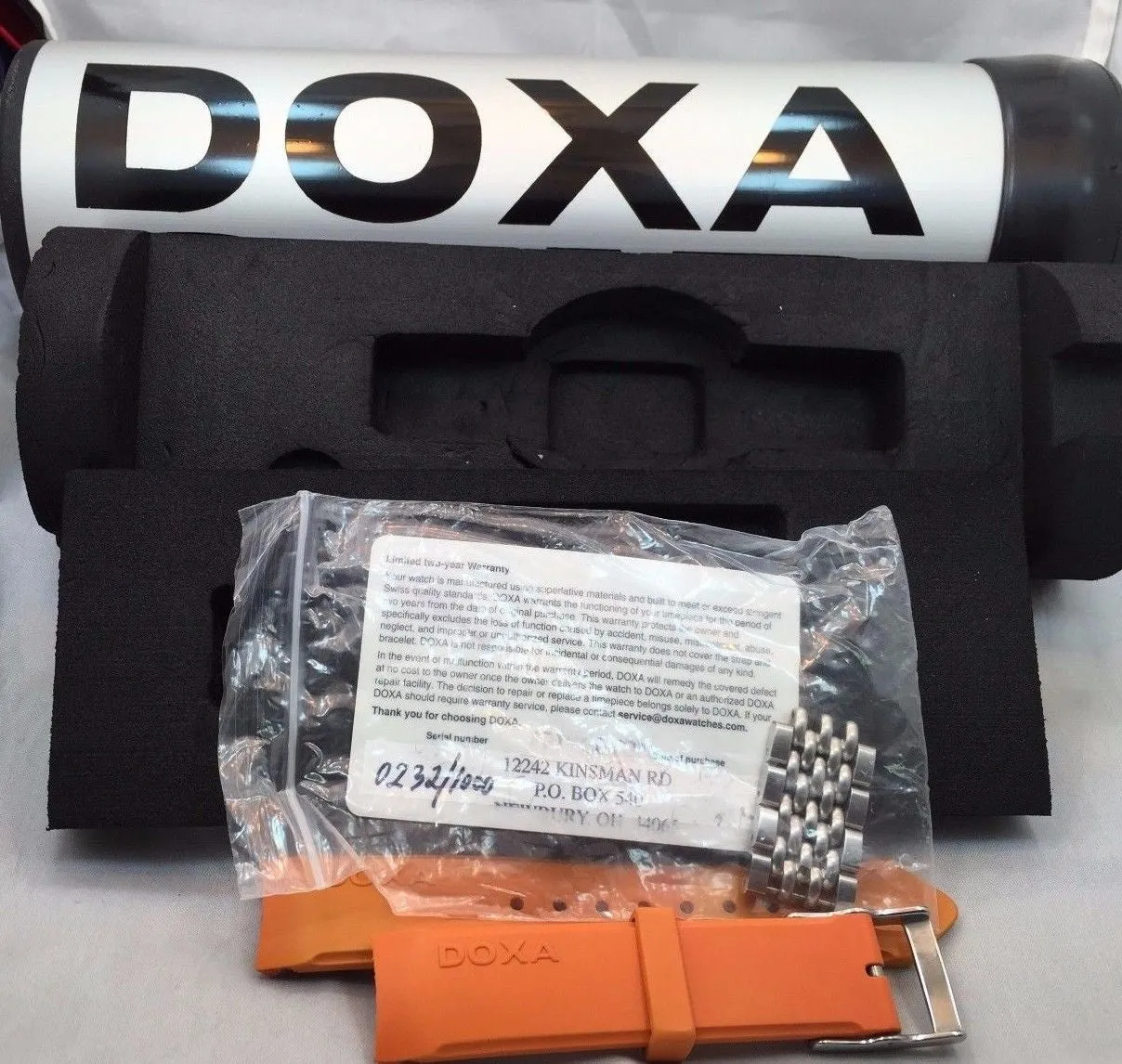 Sold!!! Doxa Sub 750 GMT Sharkhunter Diving Watch Limited Edition Black Dial Extra Strap