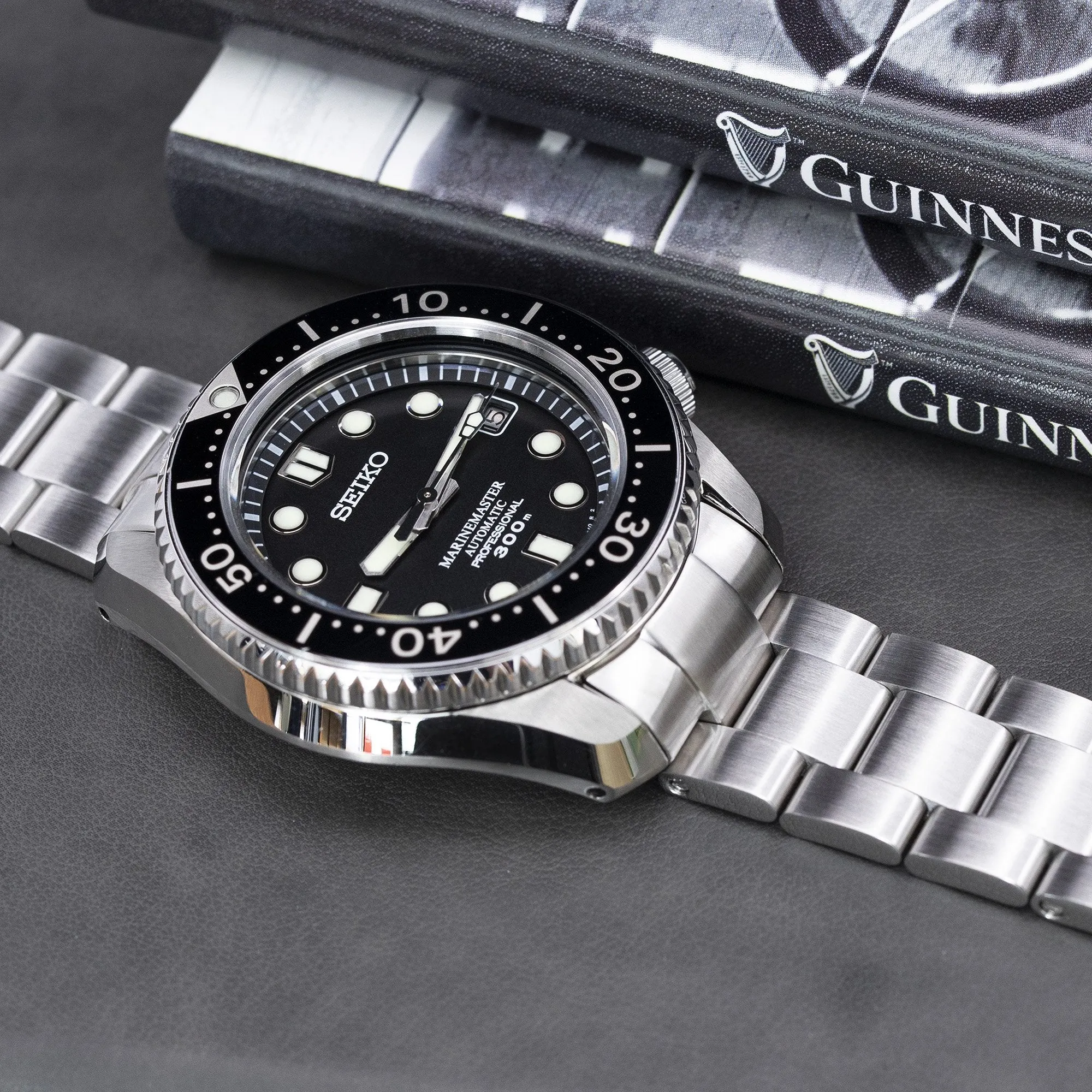 Super-O Boyer for Seiko MM300 Prospex Marinemaster V-Clasp, Brushed