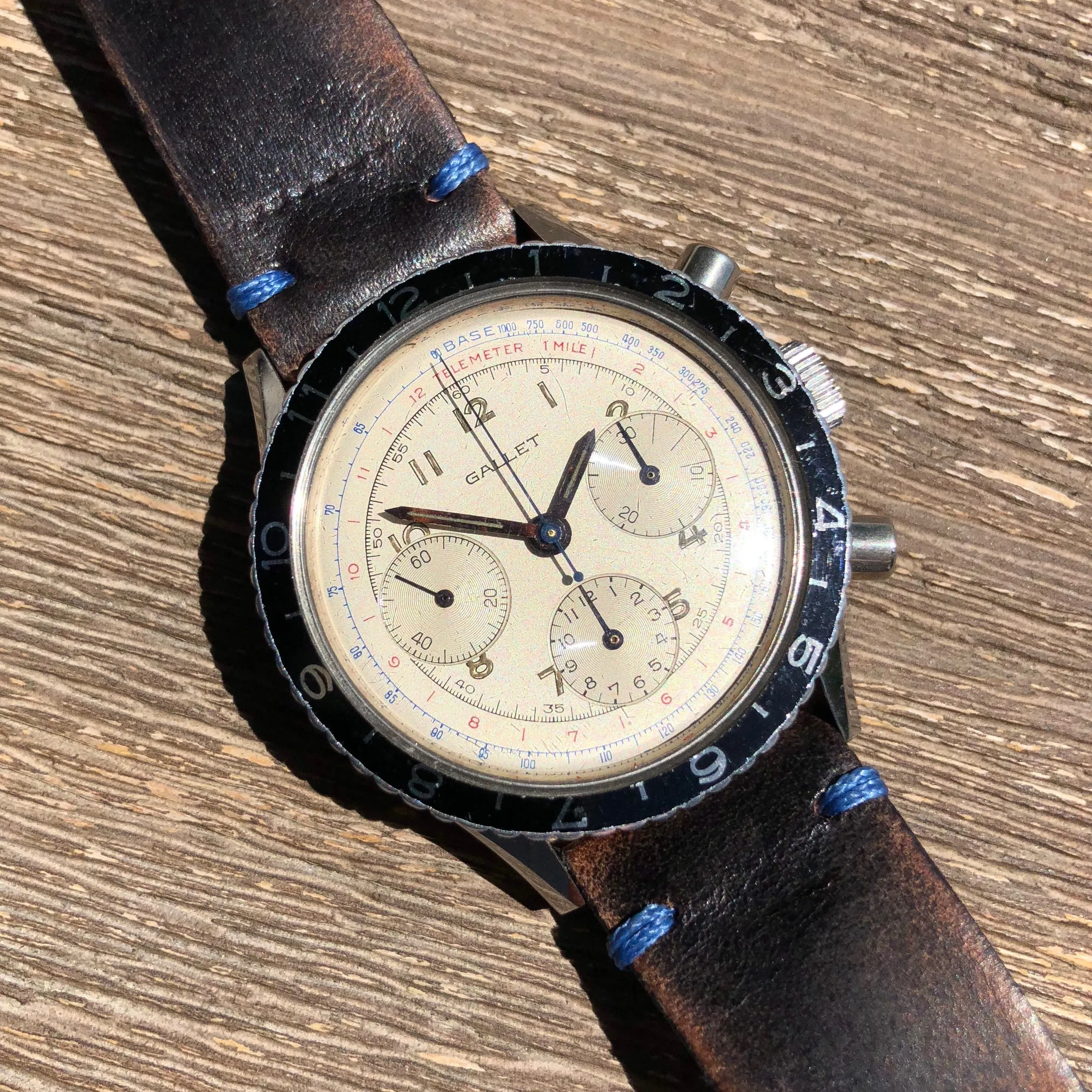 Vintage Gallet MultiChron Pilot Valjoux 72 Chronograph White Stainless Steel Wristwatch