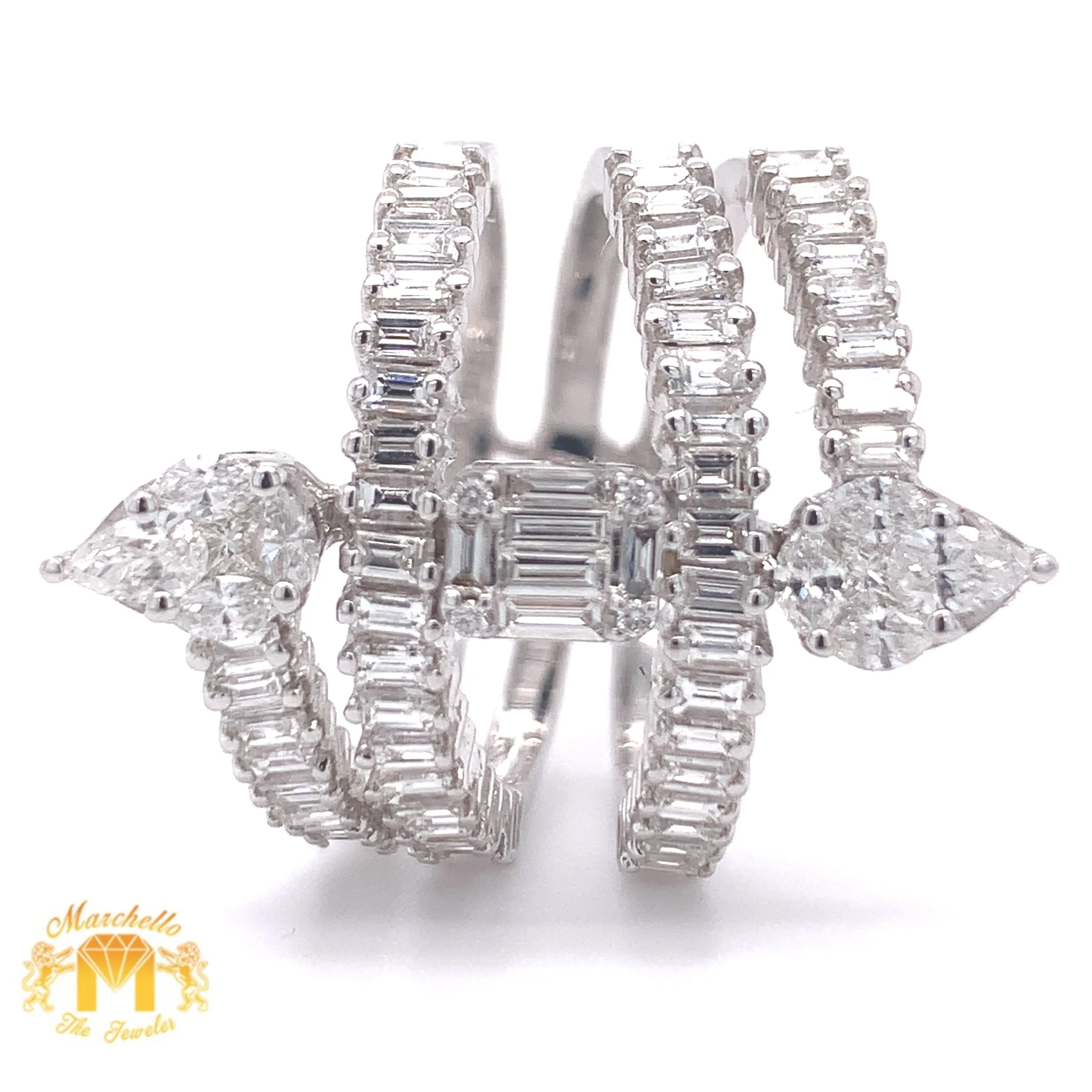 VVS/vs high clarity diamonds set in a 18k White Gold Contemporary Ladies' Ring (VVS baguettes)