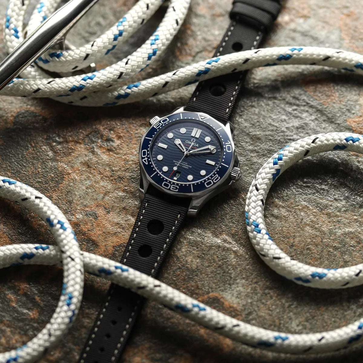 ZULUDIVER Mayday Anchor Sailcloth Divers Watch Strap - Off White
